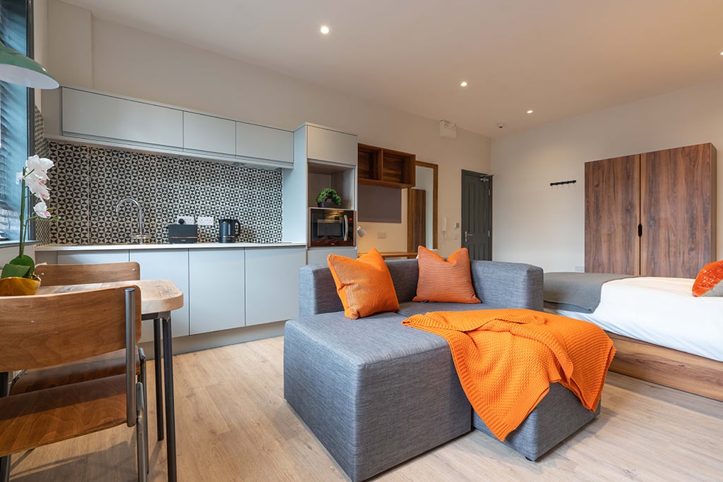 Flat 9, 76 Mount Pleasant
