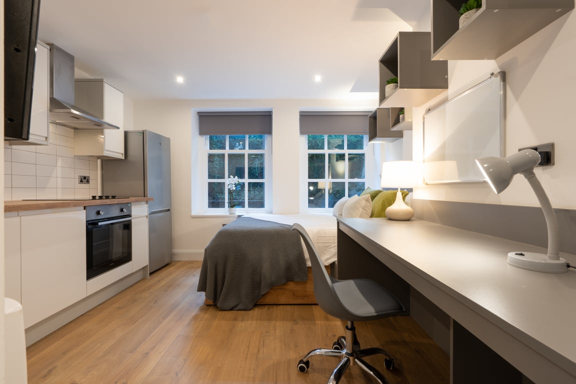 Studio 5, A Jesmond View