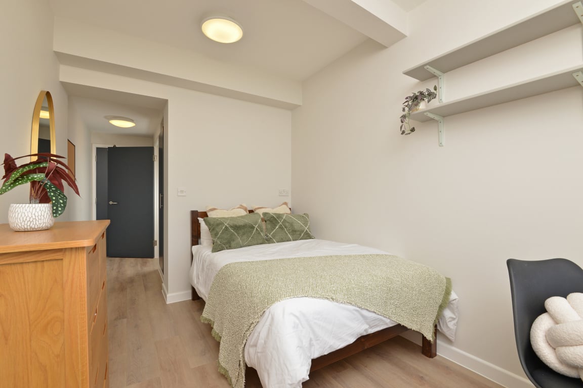 Flat 7, Isca Lofts