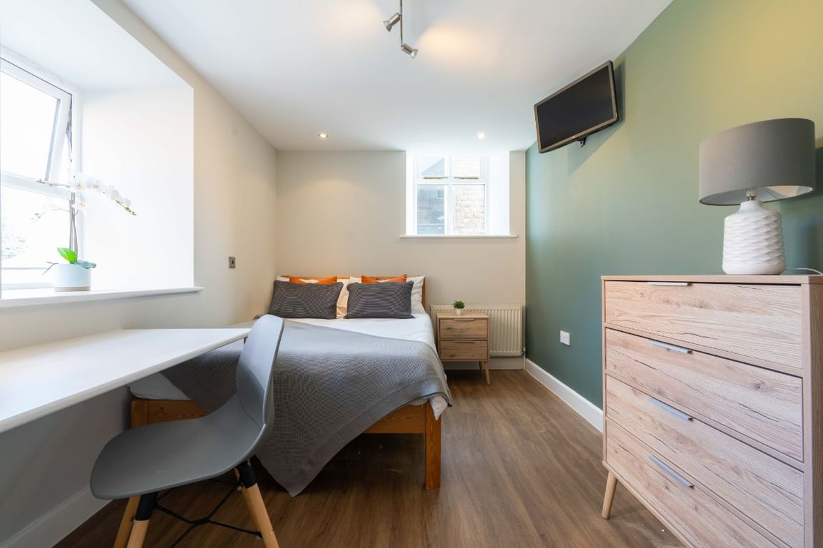 Flat 3 Shiners Yard, 123 Jesmond Road