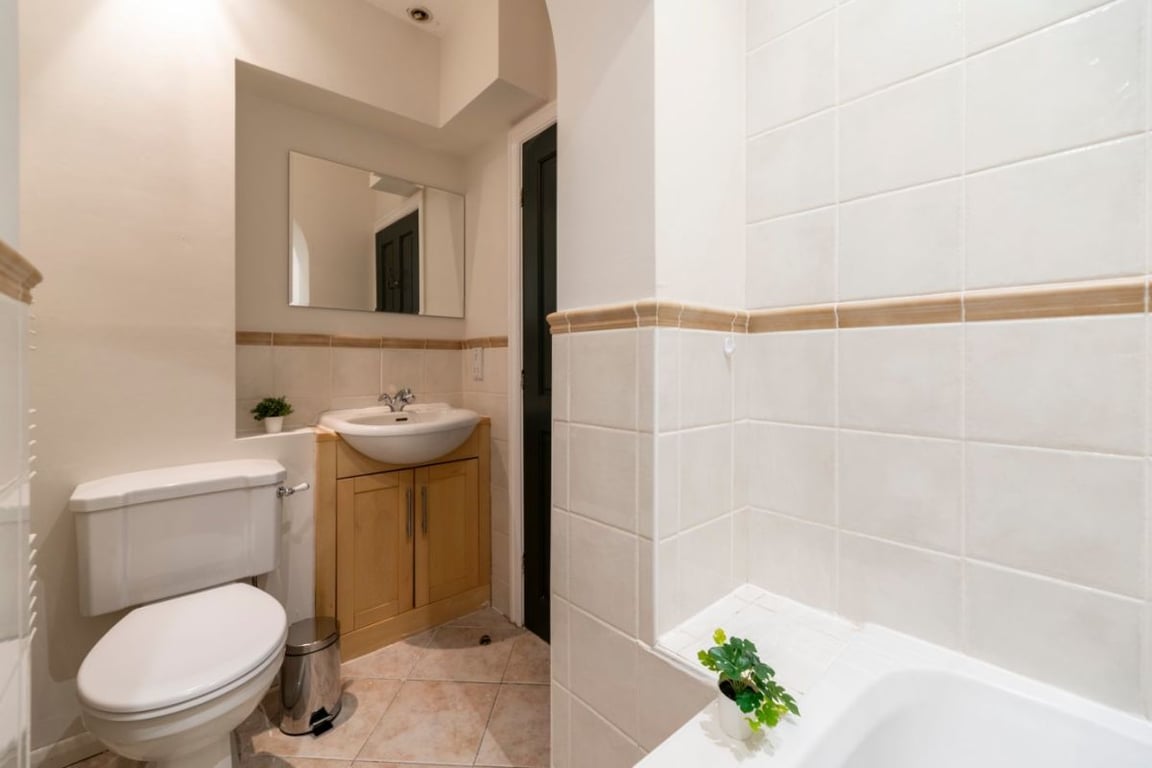 Flat 3 26 Eslington Terrace