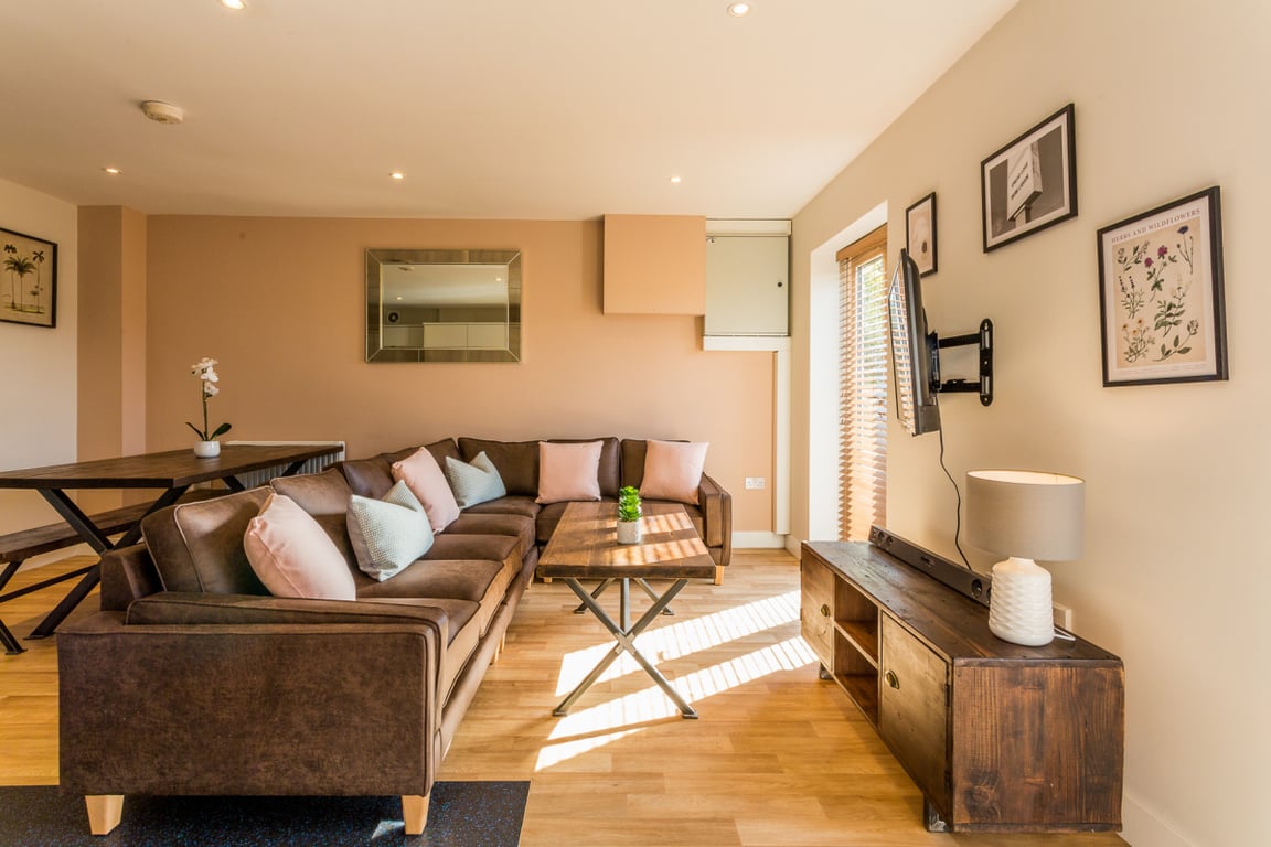 Flat 4, 1 St Hilds Lane