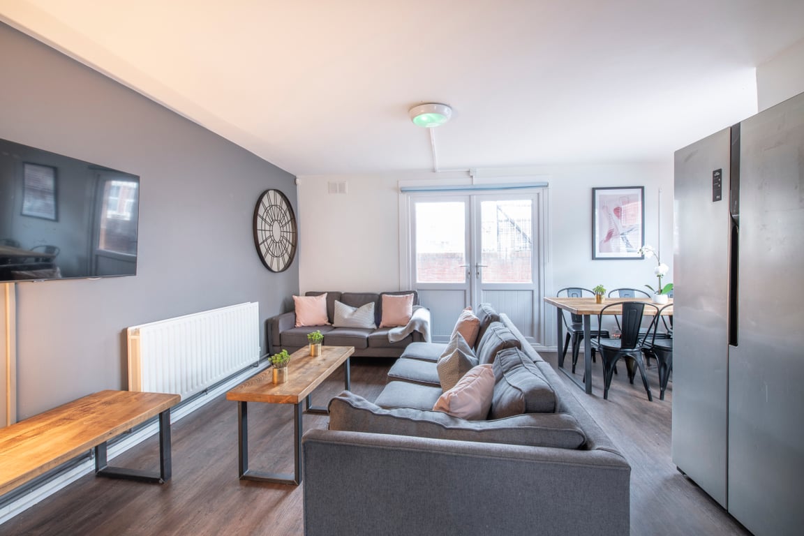 Flat 1, 28 Church Street