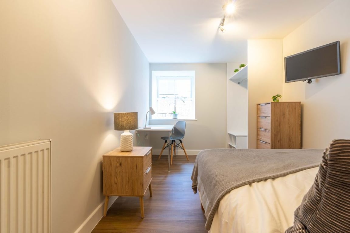 Flat 3 Shiners Yard, 123 Jesmond Road
