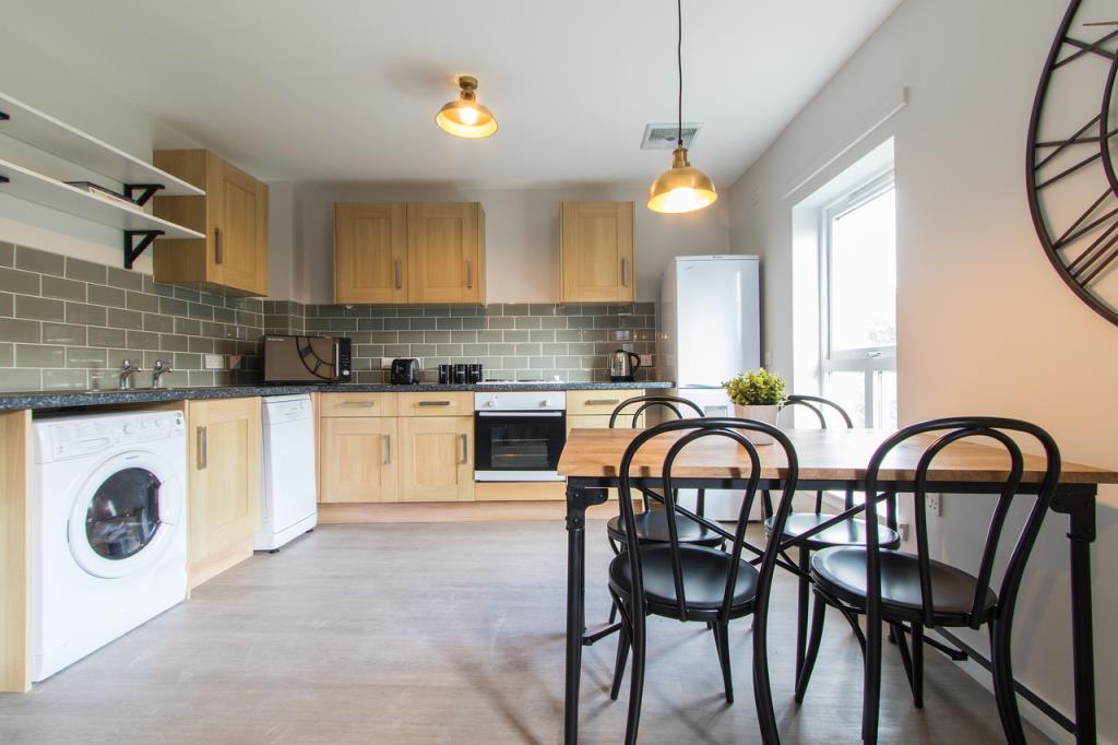 Flat 1, 6 Morrison Circus