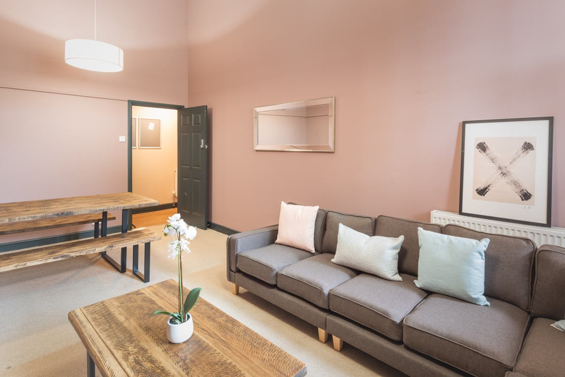 Flat B Bishop Blackall School