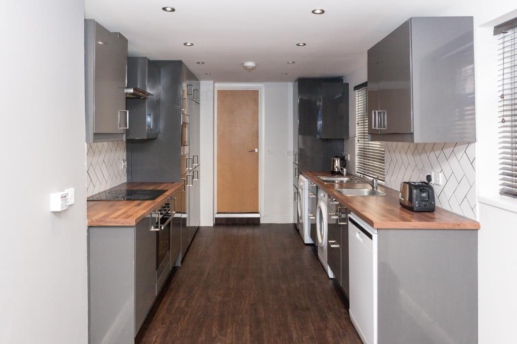 2 Rhymney Terrace