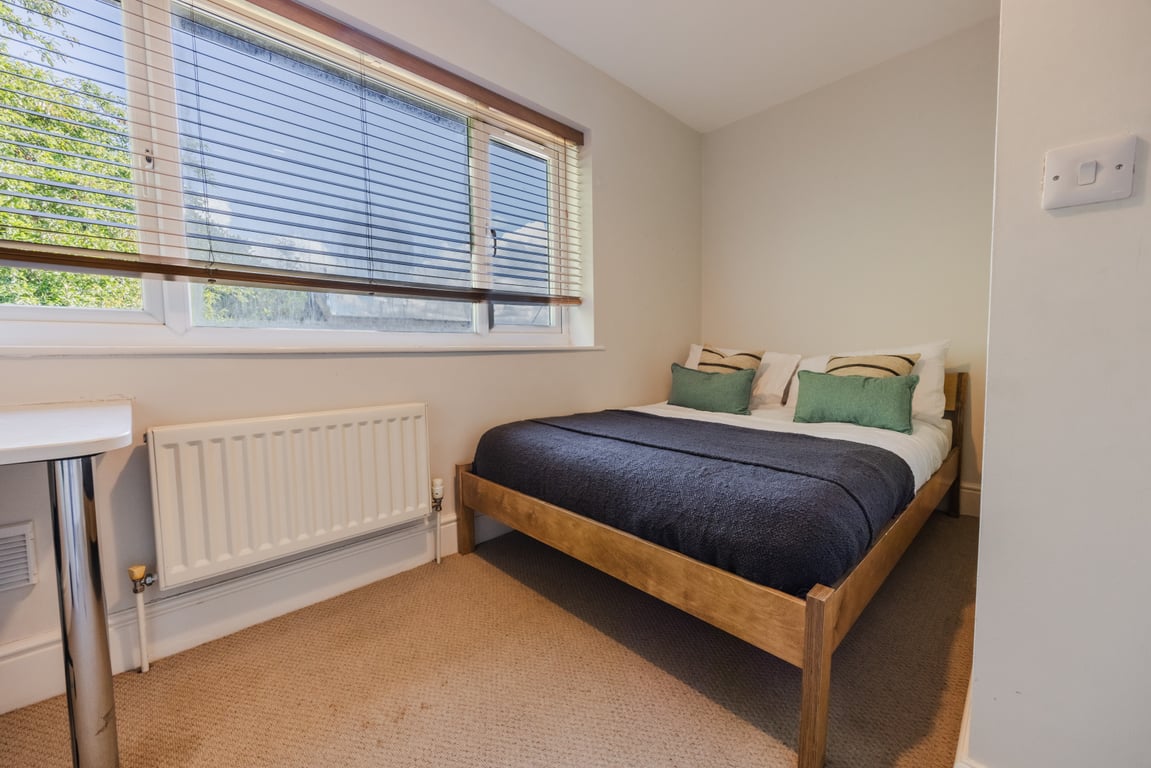 13 Laburnum Avenue