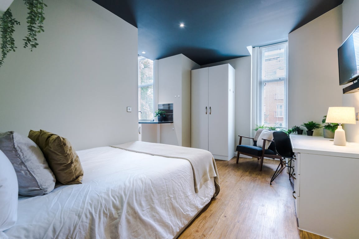 Flat 9, 160 Upper New Walk