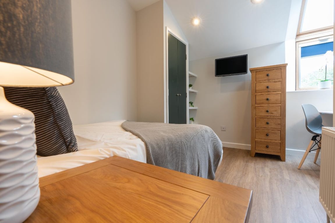 Flat 6 Linden House, 117-119 Jesmond Road