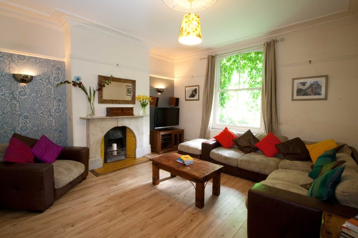 9 Buckingham Mount