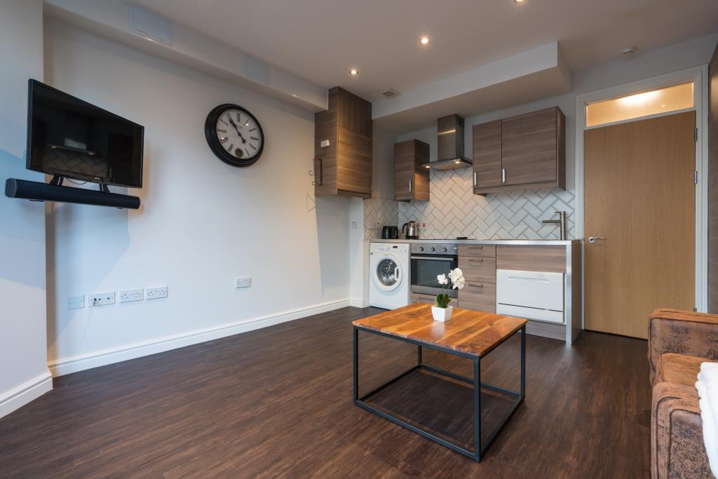 Flat 1, 28 Glynrhondda Street