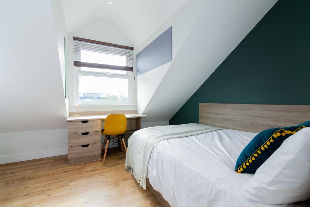 Flat 8, 42 Bankfield Road