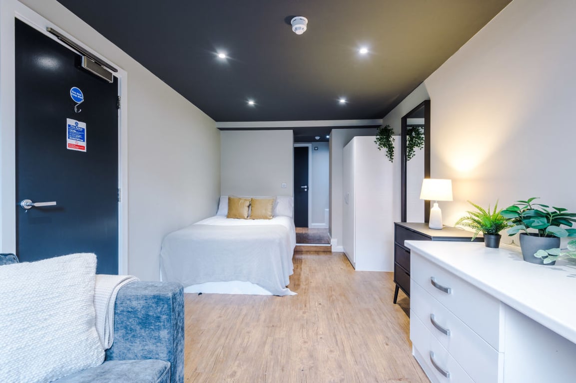 Flat 3, 160 Upper New Walk
