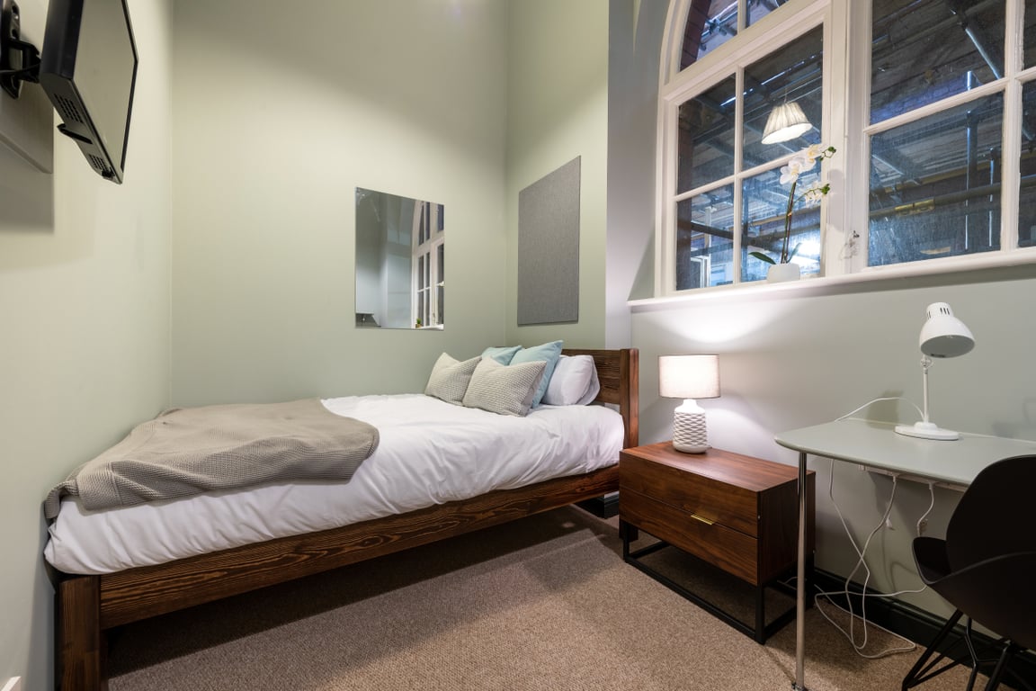 Flat U Bishop Blackall School