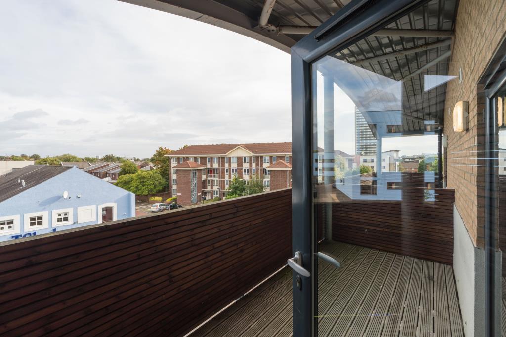 Flat 7, Byron Lofts
