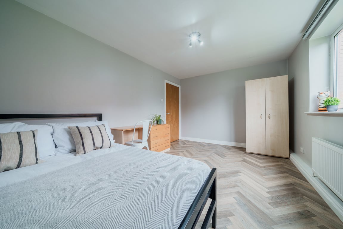 Flat 9, Lowry House