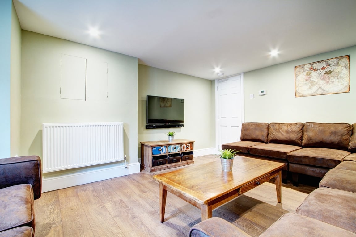 131 Hyde Park Road