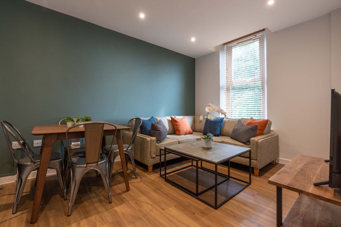 Flat 5 Linden House, 117-119 Jesmond Road