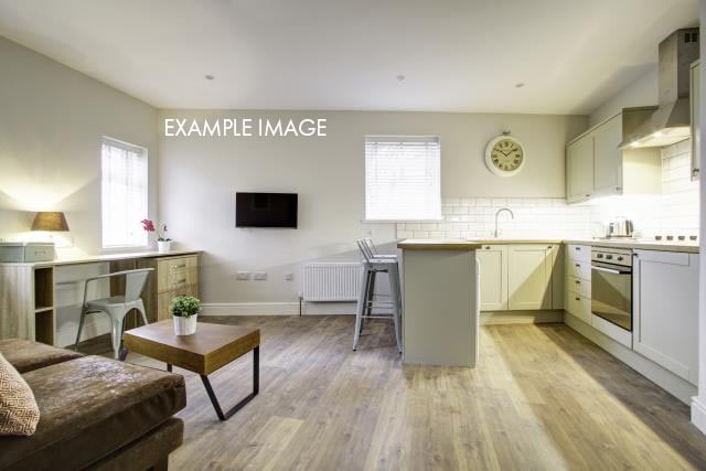Flat 13, Hope Court