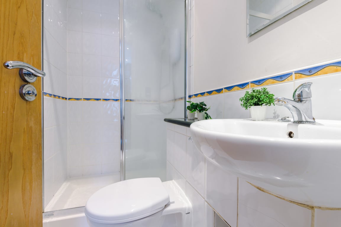 Flat 1, 2 Osborne Avenue