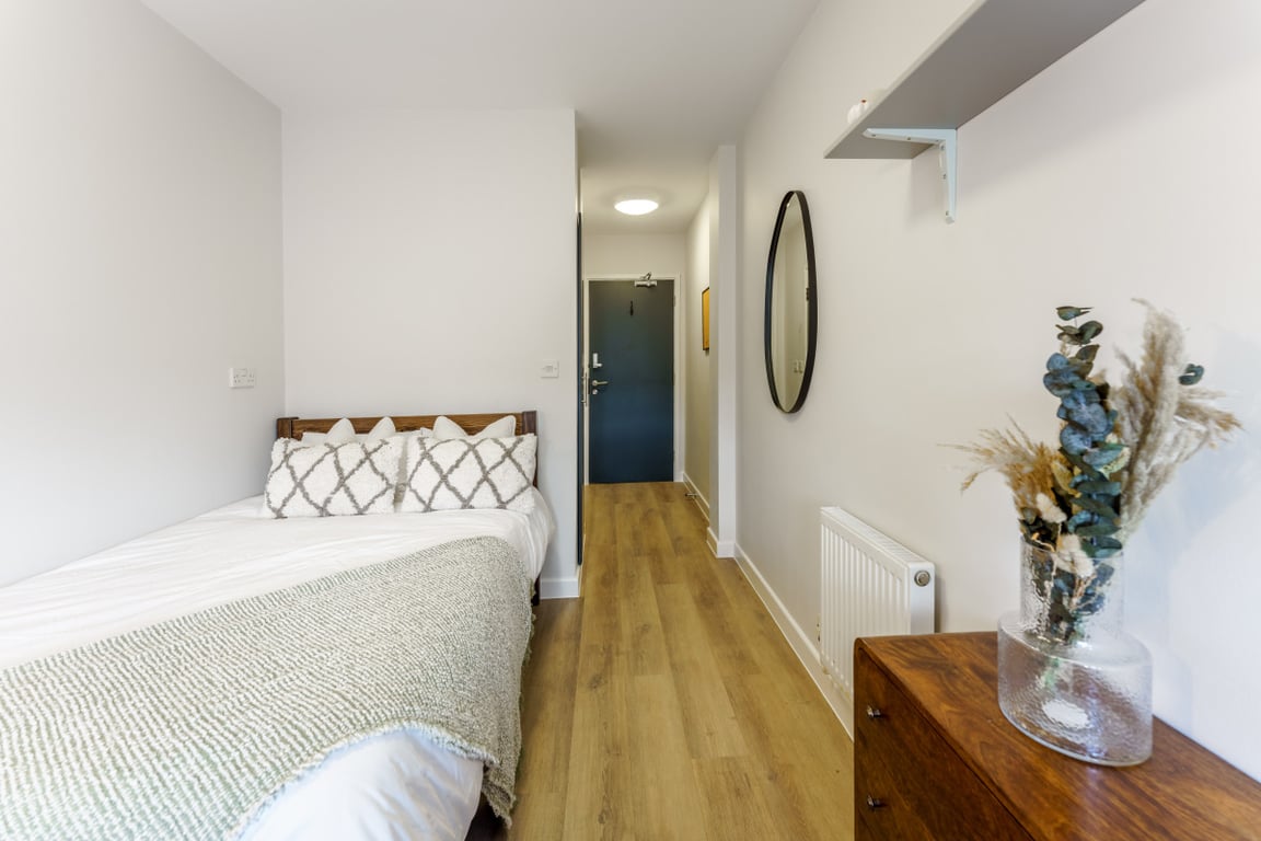 Flat 11, Isca Lofts
