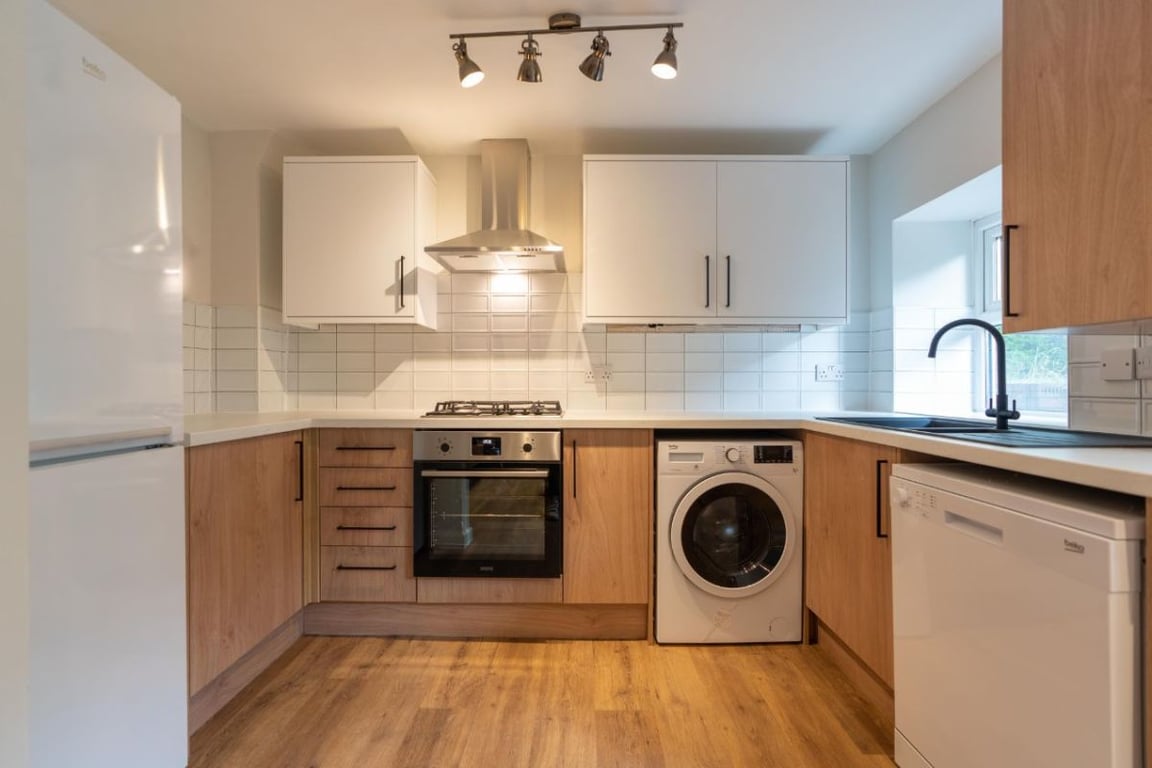 Flat 2 Linden House, 117-119 Jesmond Road