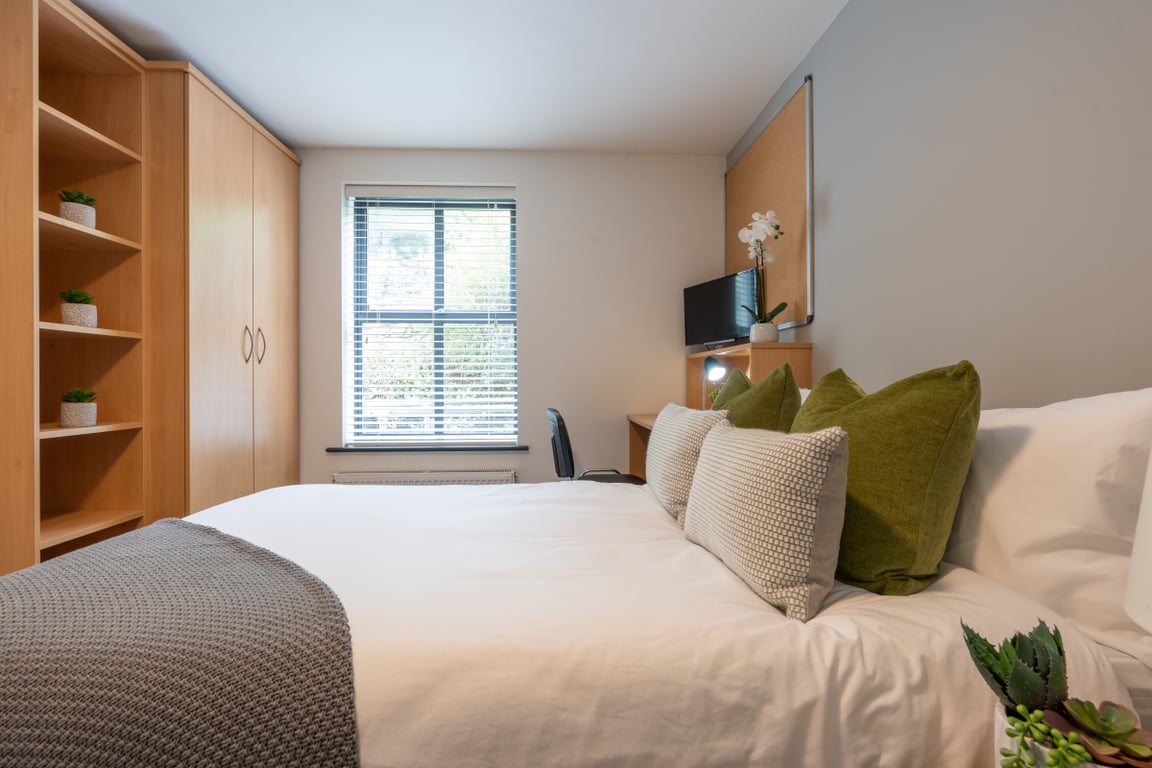 Flat 2, Hope Court