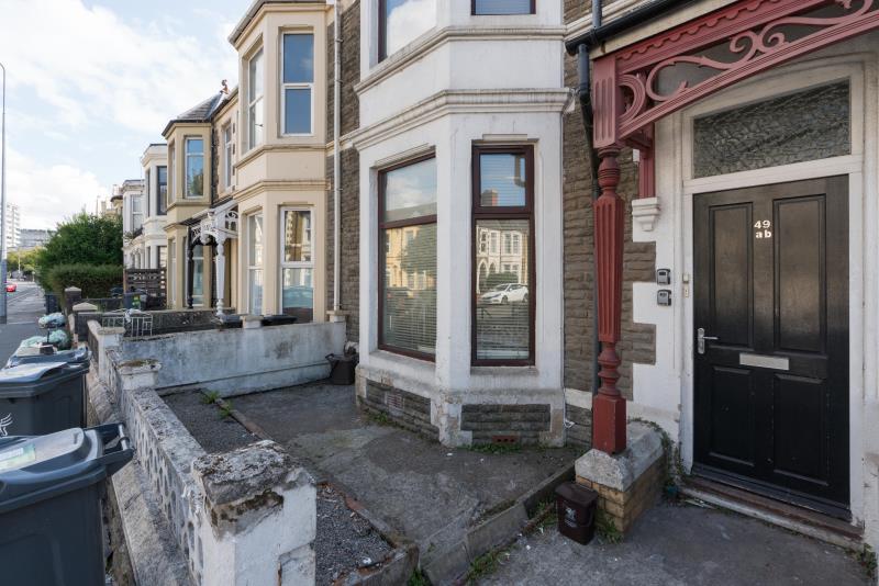 49a Colum Road