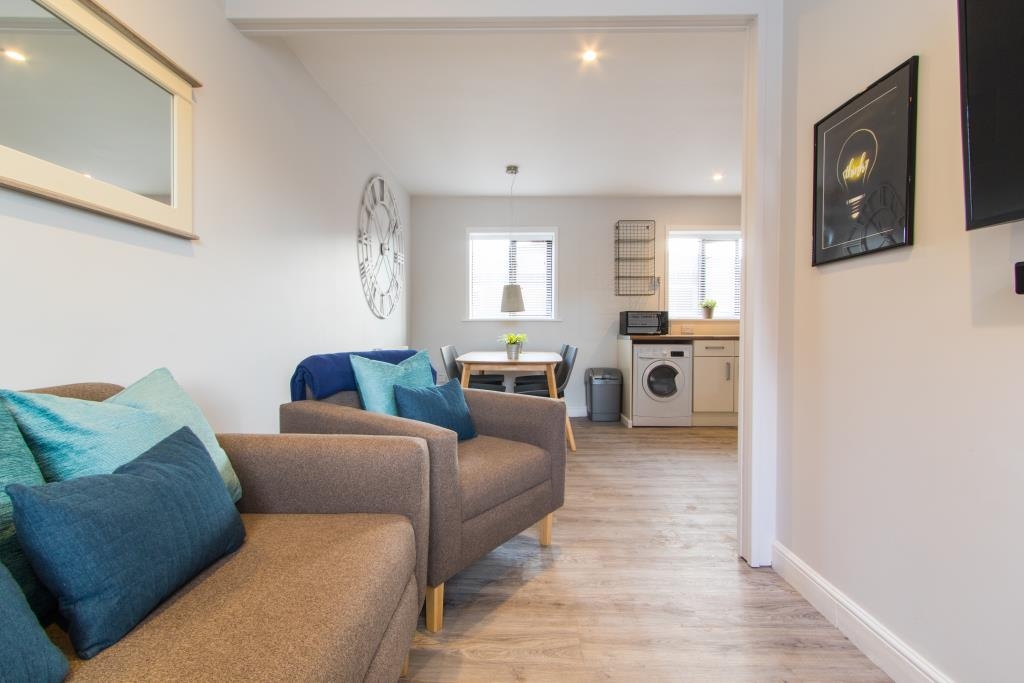 Flat 7, Victoria Court Mews
