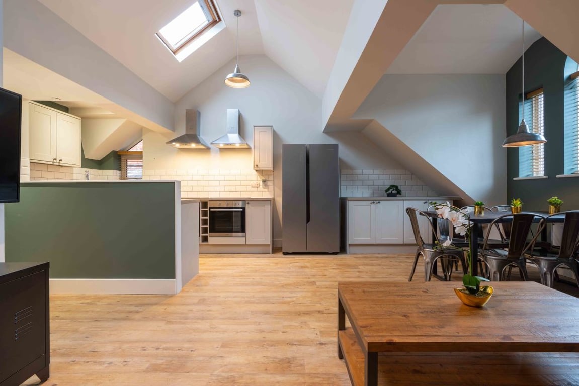 Flat 2, 126 Walter Road