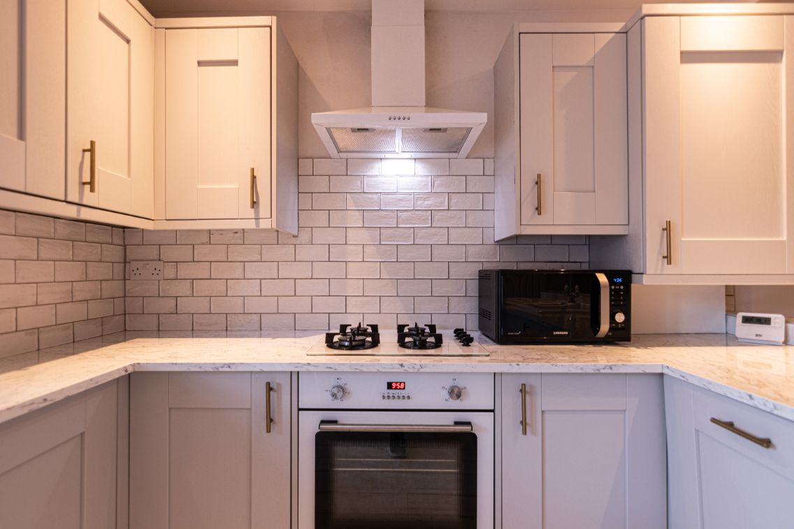 85 Thornycroft Road