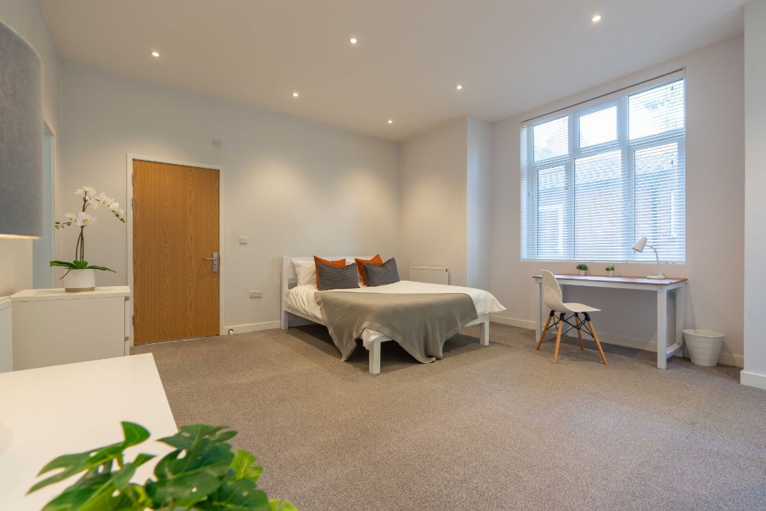 Flat A, 113 Portland Road