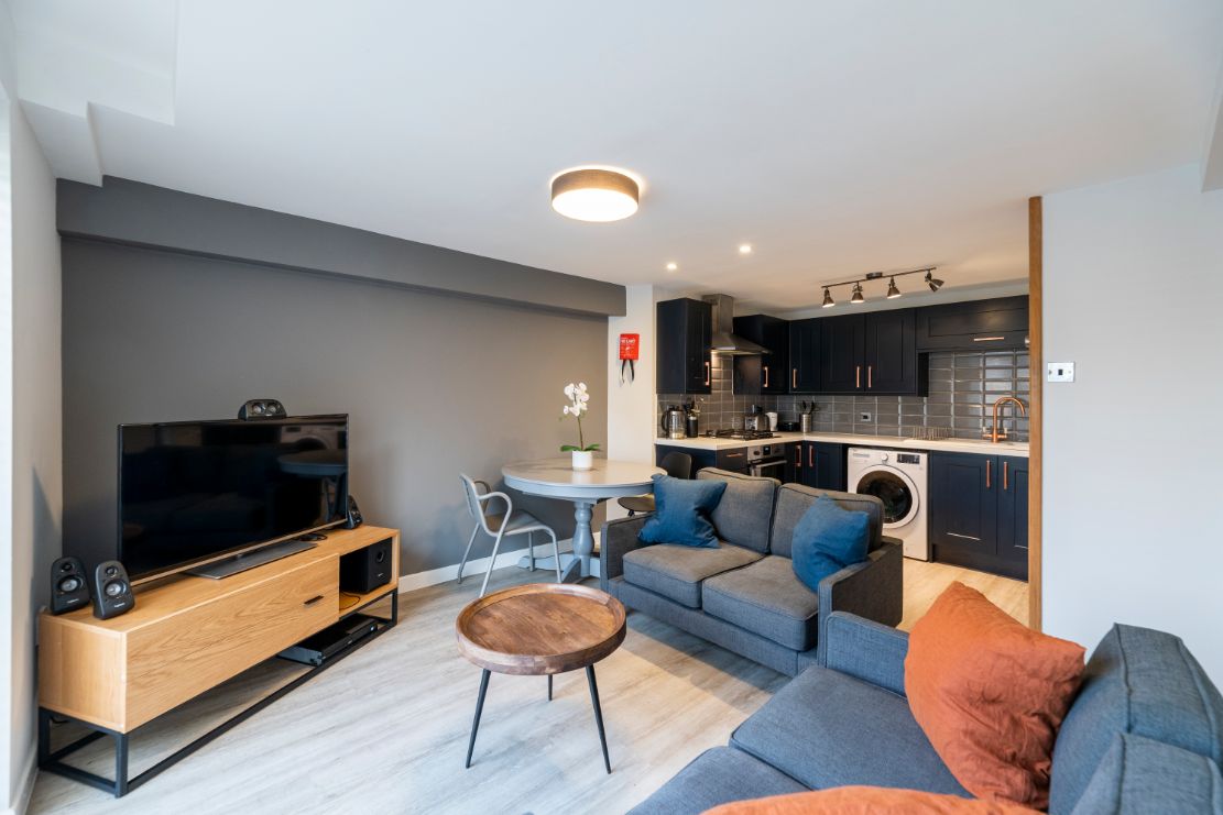 5a Selborne Gardens
