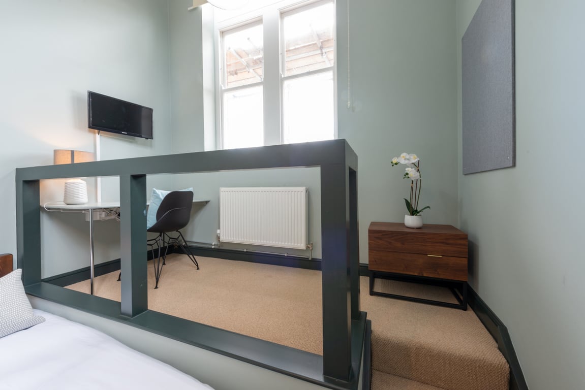 Flat P Bishop Blackall School