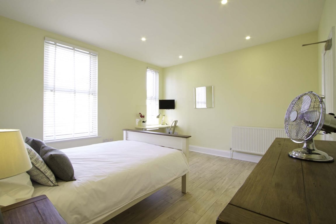 5 Newstead Grove