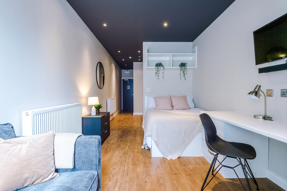 Flat 4, 160 Upper New Walk