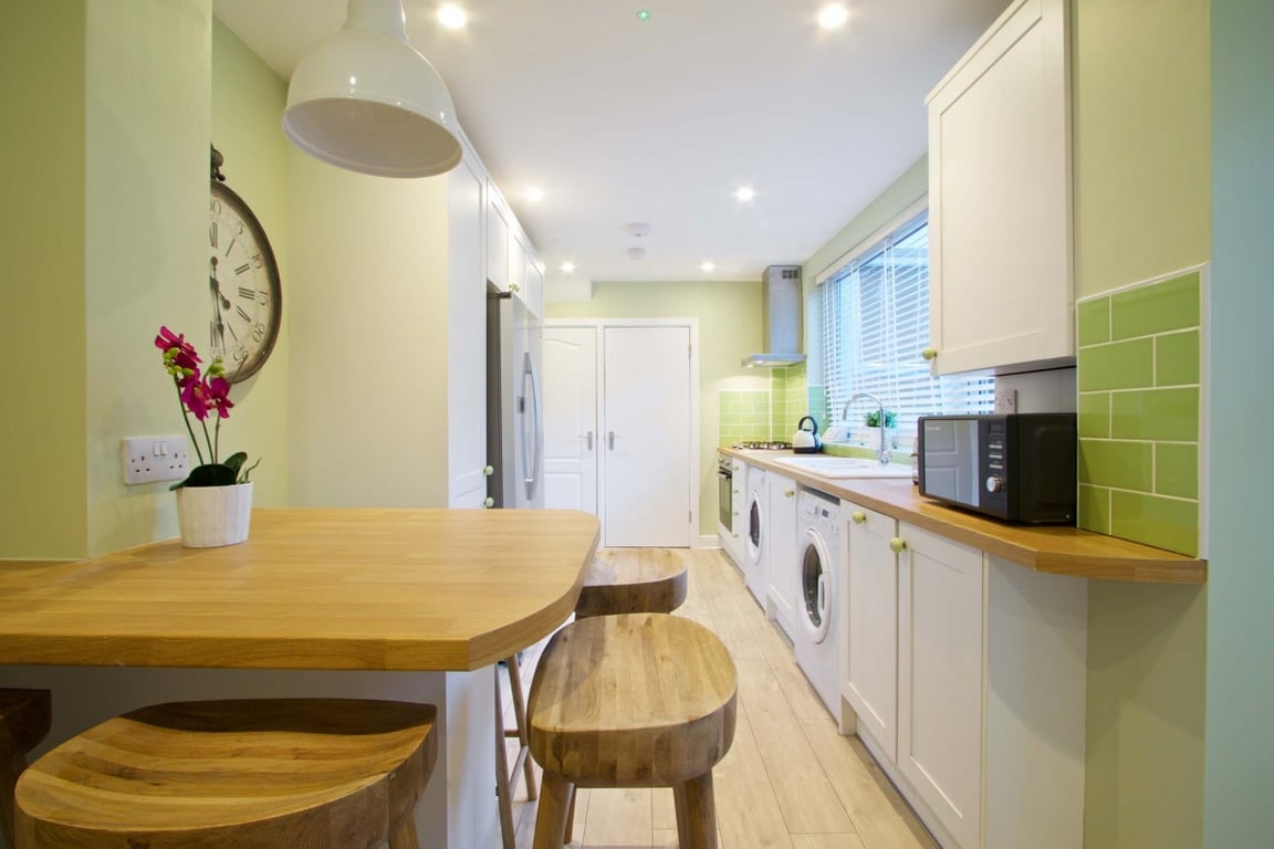 30 Newstead Grove