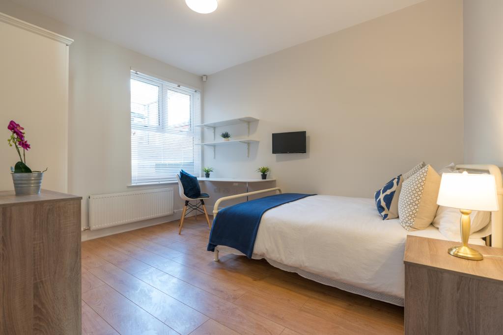 26 Teversal Avenue