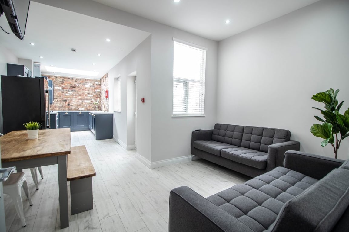 22 Manton Road
