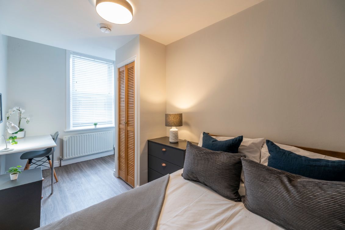 14 King John Terrace