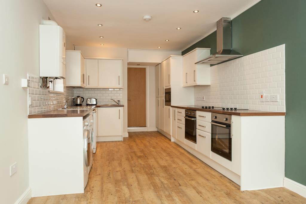 9 Llantwit Street