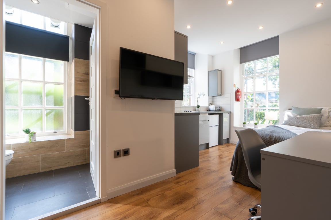 Studio 7, A Jesmond View