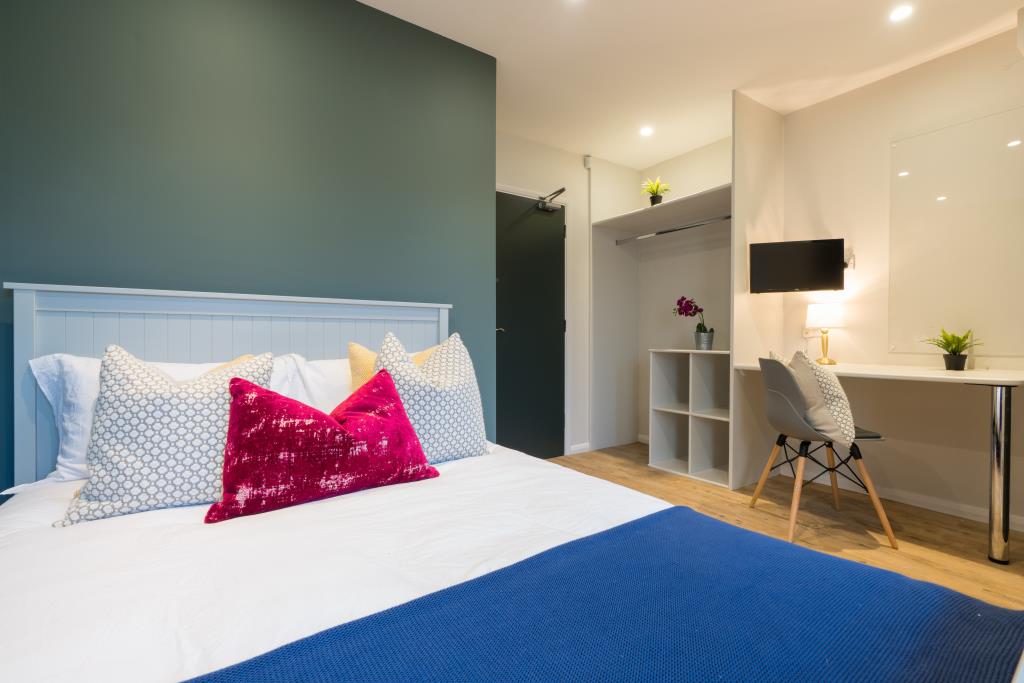 17a Larkdale Street