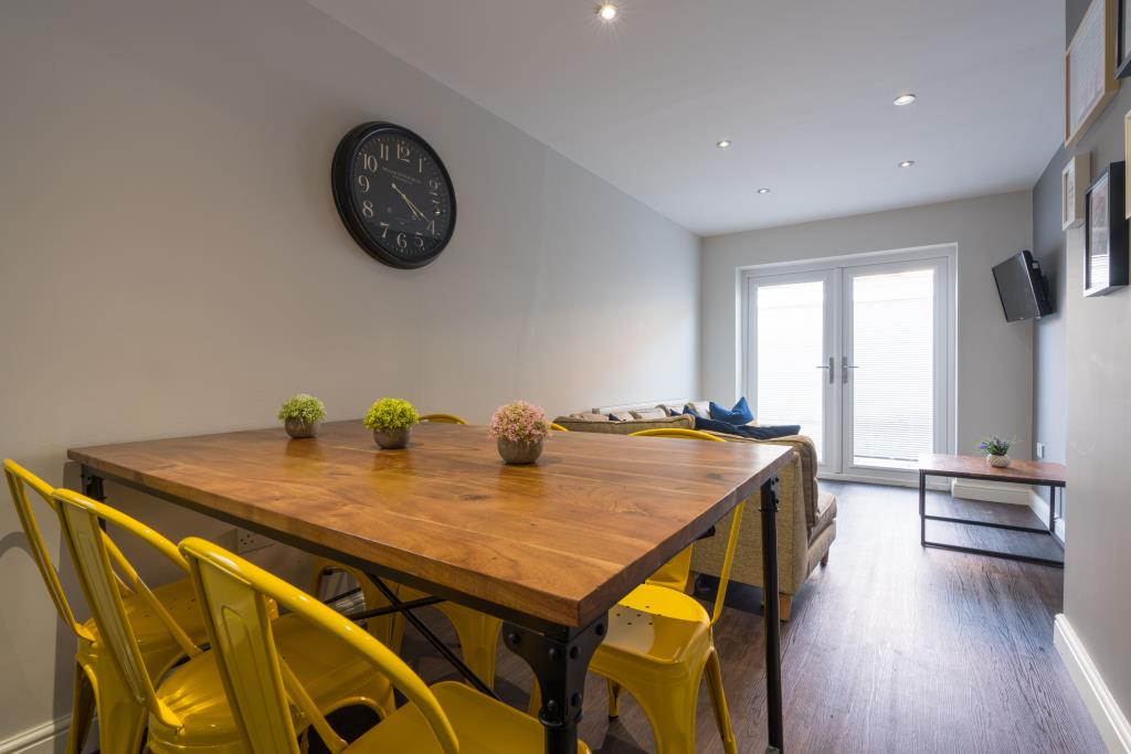 2 Rhymney Terrace