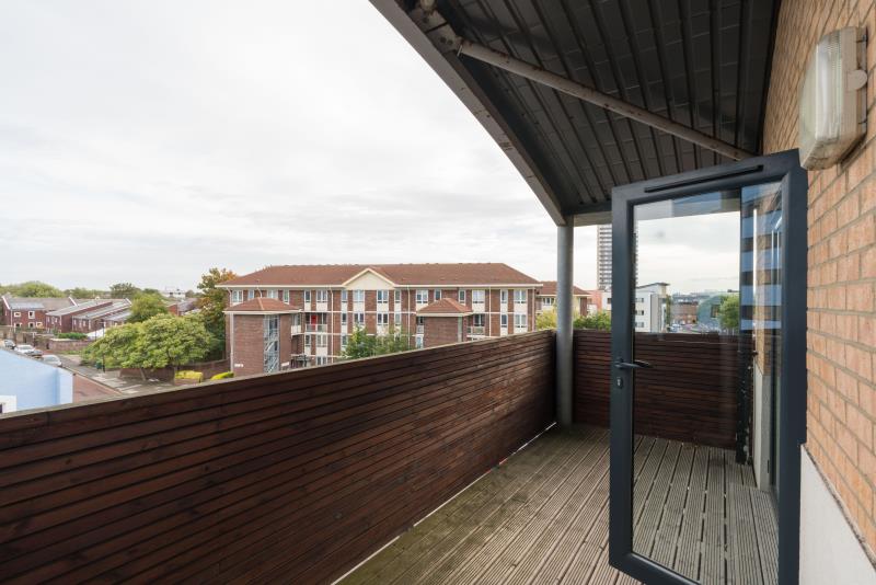 Flat 8, Byron Lofts
