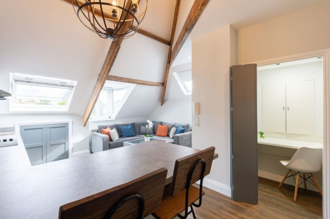 Flat 7, 44 Burdon Terrace