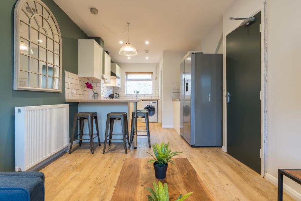 17a Larkdale Street