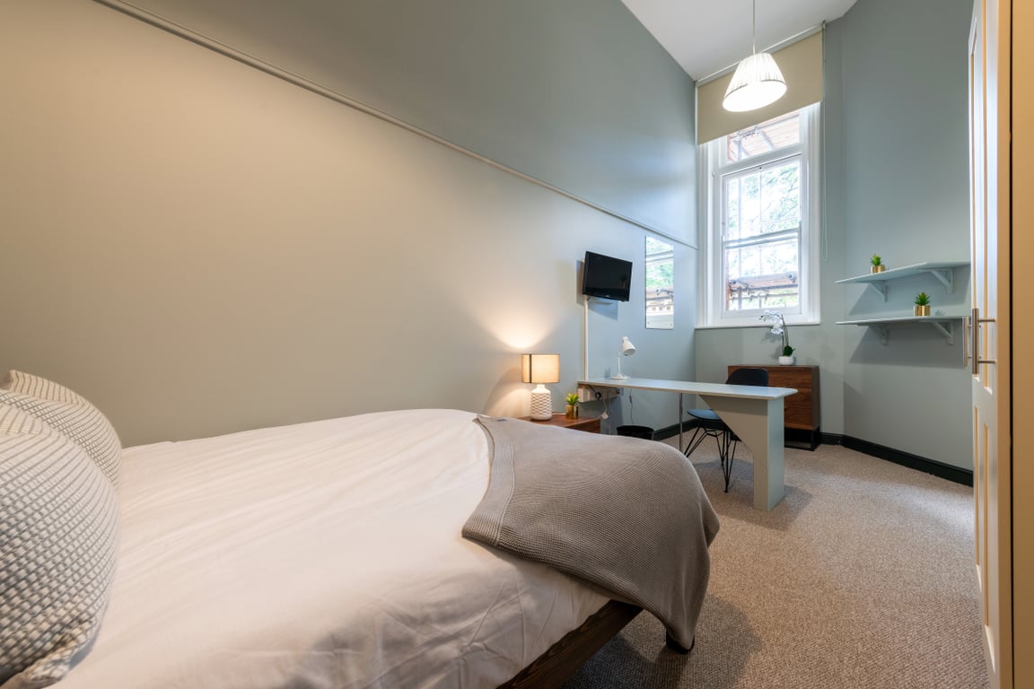 Flat T Bishop Blackall School