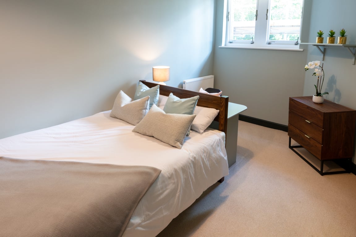 Flat E Bishop Blackall School